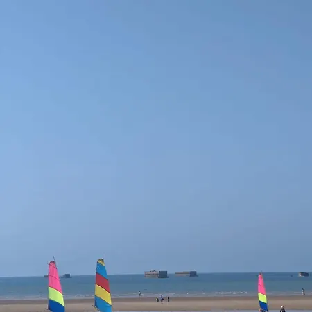 La Normandine, Mer, Histoire, Debarquement Gold Beach, Maison 4 Chambres, Spacieuse Avec Jardin Et Parking Gratuit Asnelles