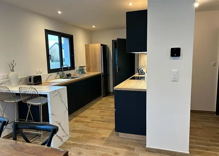 Ferienhaus La Normandine, Mer, Histoire, Debarquement Gold Beach, Maison 4 Chambres, Spacieuse Avec Jardin Et Parking Gratuit Asnelles