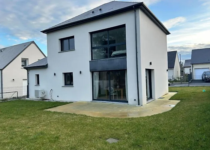 La Normandine, Mer, Histoire, Debarquement Gold Beach, Maison 4 Chambres, Spacieuse Avec Jardin Et Parking Gratuit Ferienhaus