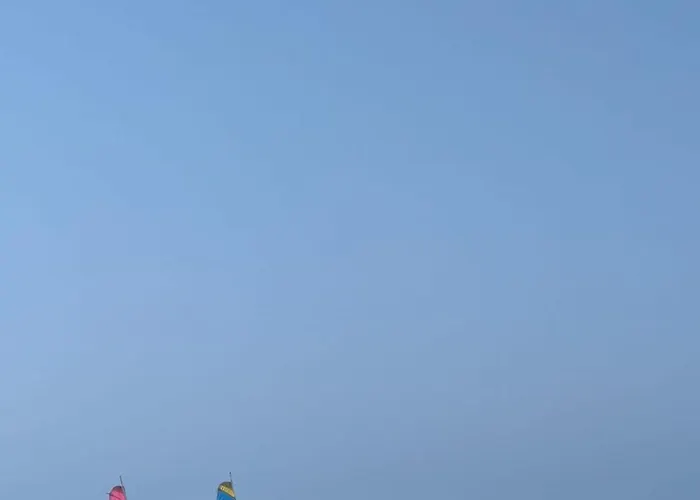 La Normandine, Mer, Histoire, Debarquement Gold Beach, Maison 4 Chambres, Spacieuse Avec Jardin Et Parking Gratuit Asnelles