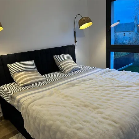 Prázdninový dům La Normandine, Mer, Histoire, Debarquement Gold Beach, Maison 4 Chambres, Spacieuse Avec Jardin Et Parking Gratuit Asnelles