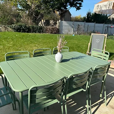 La Normandine, Mer, Histoire, Debarquement Gold Beach, Maison 4 Chambres, Spacieuse Avec Jardin Et Parking Gratuit Holiday home Asnelles