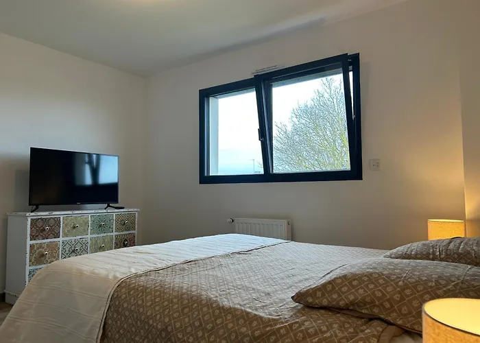 La Normandine, Mer, Histoire, Debarquement Gold Beach, Maison 4 Chambres, Spacieuse Avec Jardin Et Parking Gratuit *