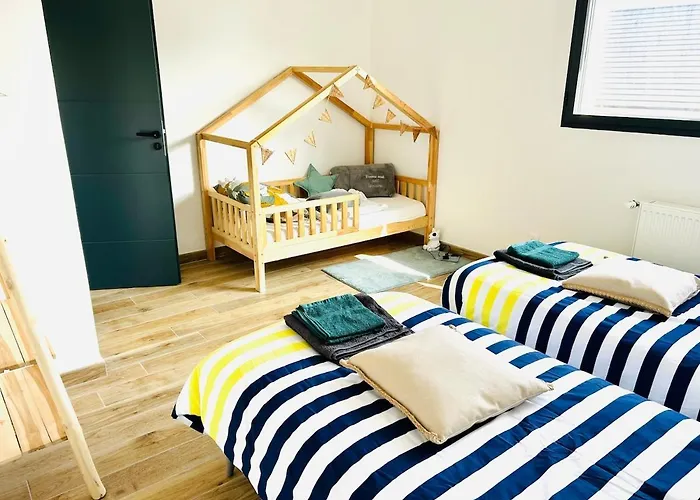 La Normandine, Mer, Histoire, Debarquement Gold Beach, Maison 4 Chambres, Spacieuse Avec Jardin Et Parking Gratuit *