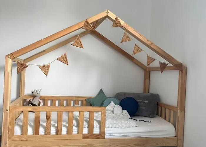 Holiday home La Normandine, Mer, Histoire, Debarquement Gold Beach, Maison 4 Chambres, Spacieuse Avec Jardin Et Parking Gratuit *